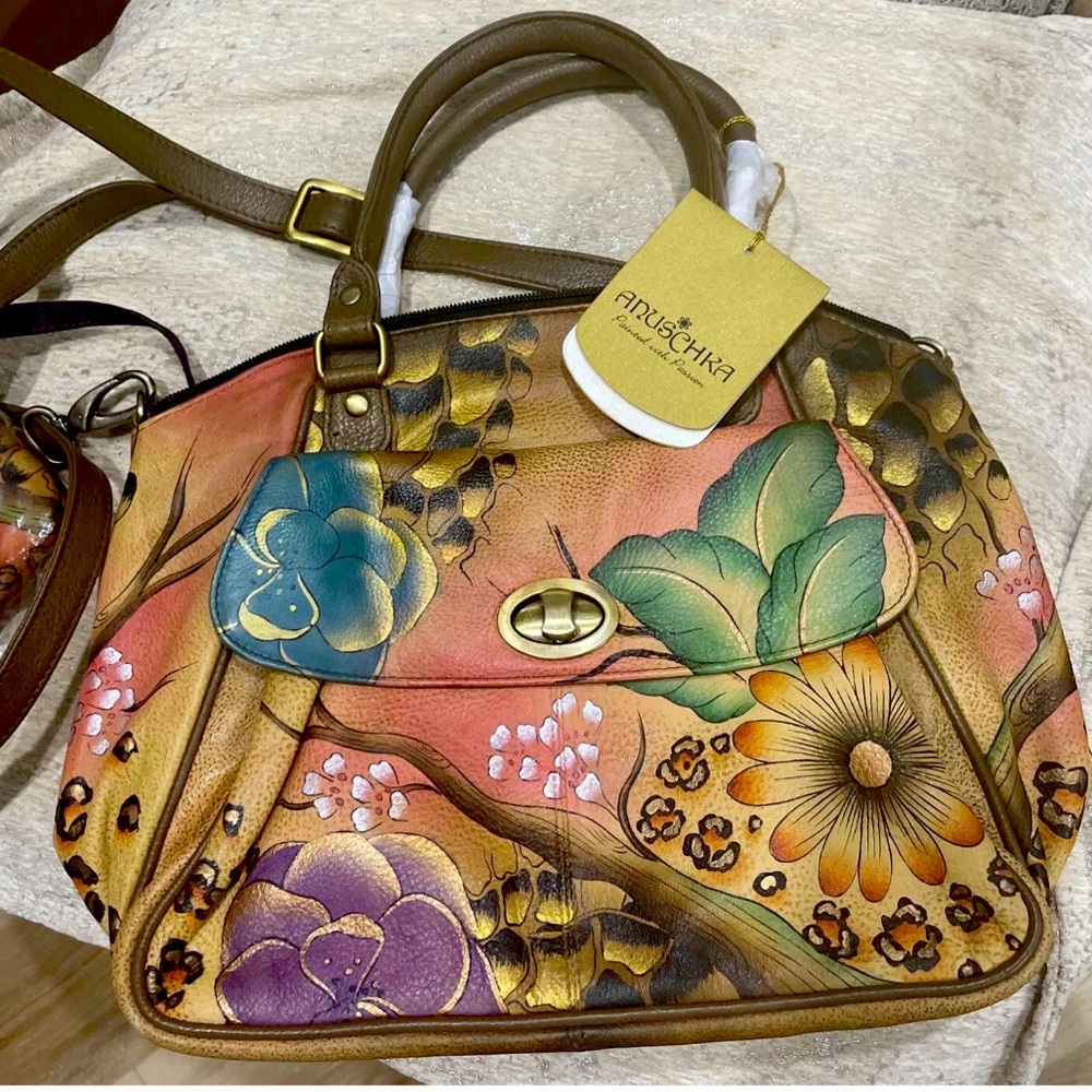 - Anushka hand painted